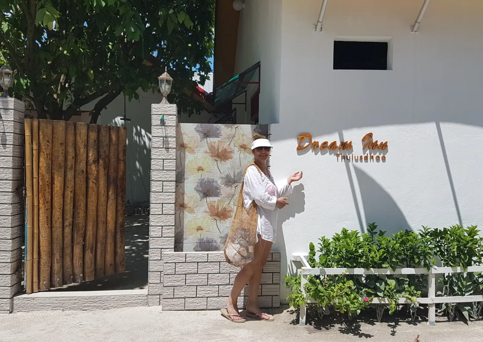 Dream Inn Sun Beach Hotel Maldives beachfront, Thulusdhoo