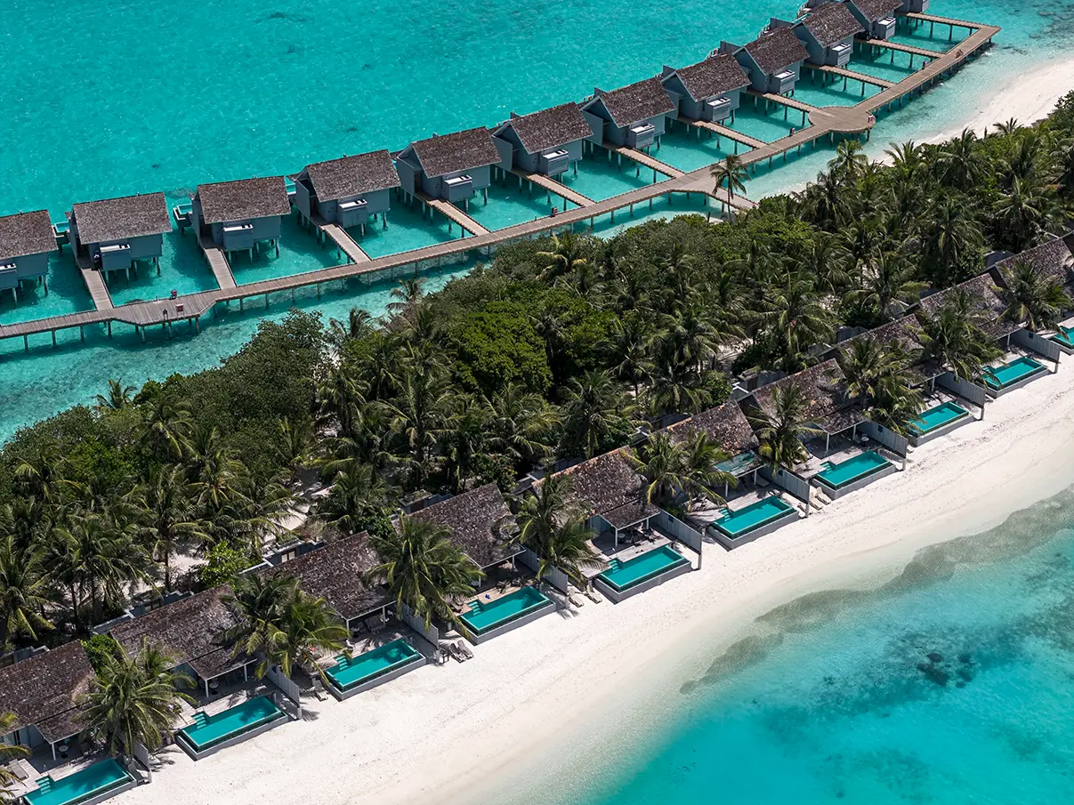 Niva Kuramathi Maldives — 360-villa private-island resort in Rasdhoo Atoll.